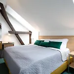 Hotel Greensgate 3*